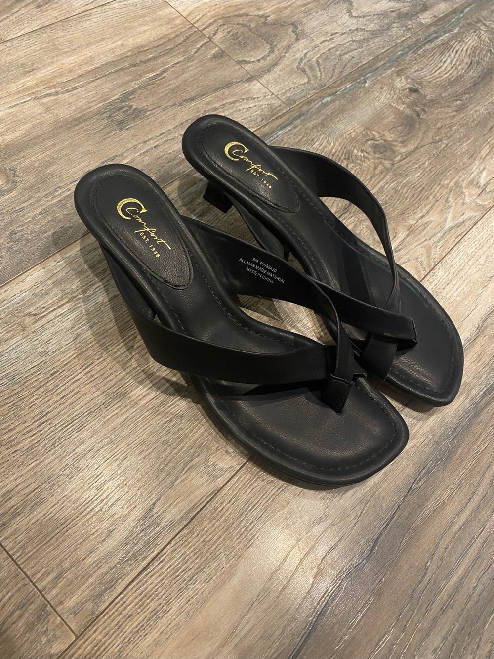 Comfort mini heel sandals size 9
